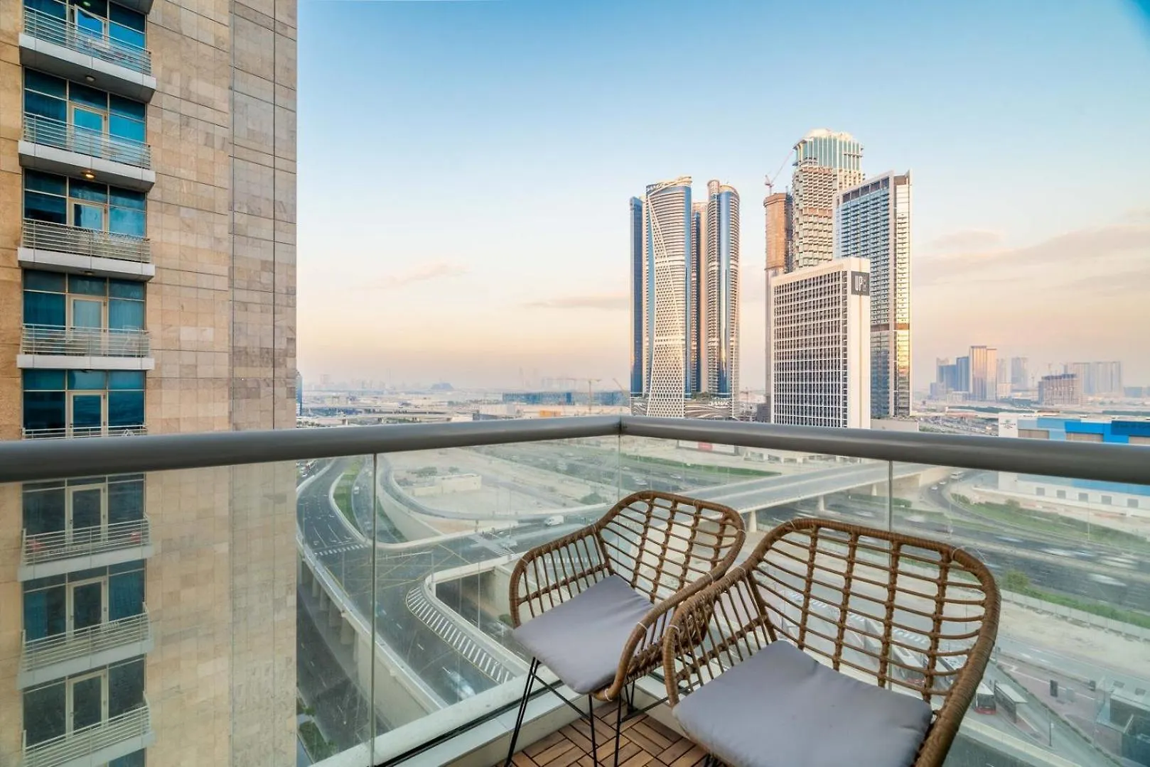 Guestready - Modern Retreat In Business Bay Apartment Dubai